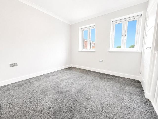 House for rent in Lee Chapel, Essex