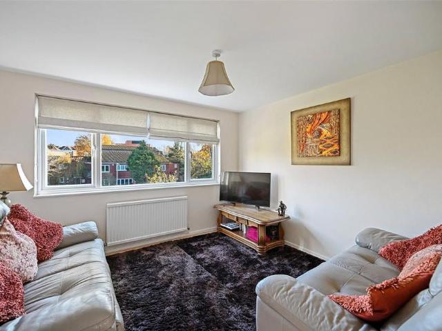 House for rent in London Borough of Hillingdon, Greater London