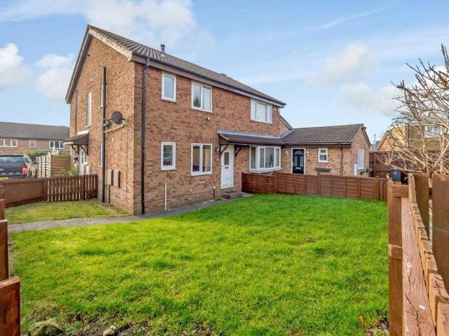 House for rent in West Ardsley, Tingley