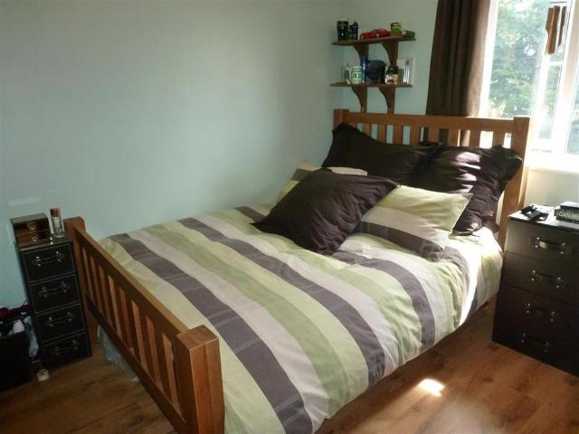 House for rent in Wexham, George Green