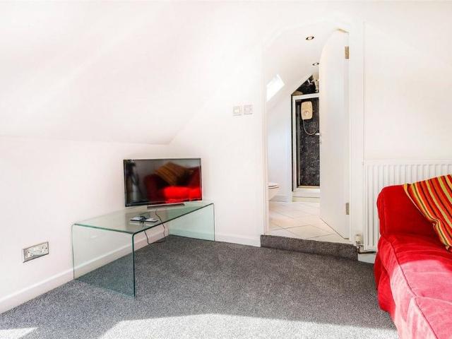 House for rent in Littlecote, West Sussex