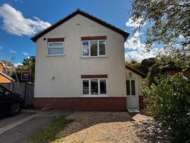 Apartment for rent in Black Bourton, Oxfordshire