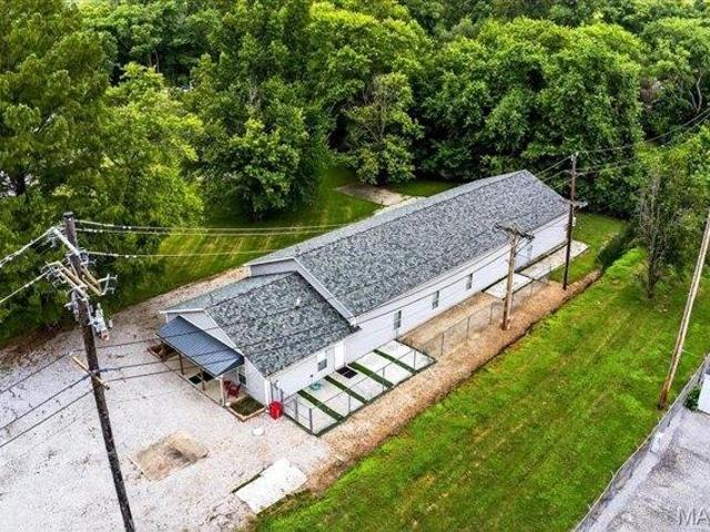 House for sale in Fairview Heights, Illinois