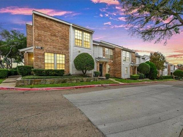 Condo for sale in Farmers Branch