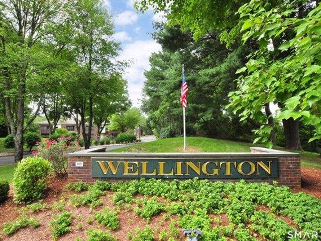 Condo for sale in Farmington, Capitol Planning Region