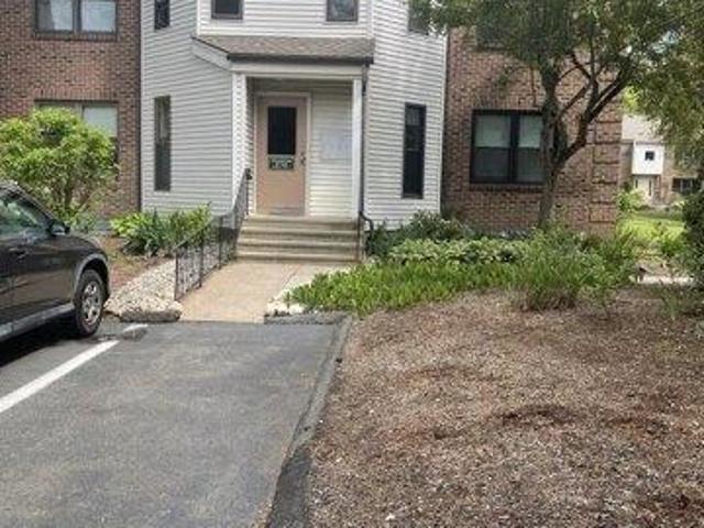 Condo for sale in Farmington