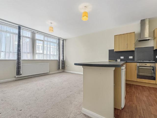 Apartment for rent in Bognor Regis, Arun
