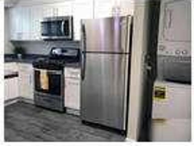 House for rent in The Bronx, Arverne