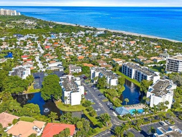 Apartment for sale in Jupiter, Florida