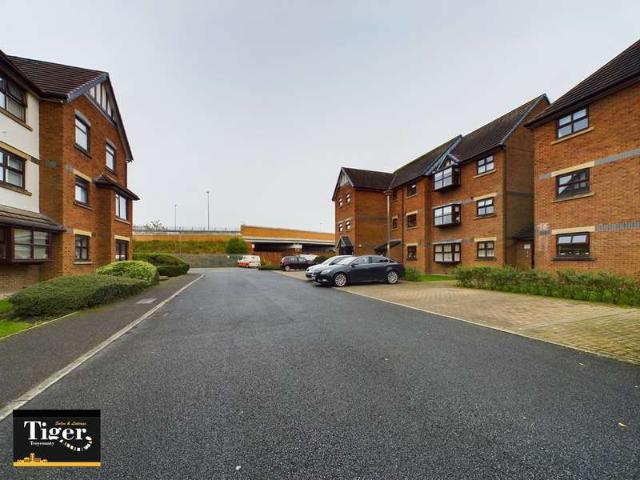 Flat for rent in Hoohill, Blackpool