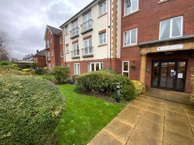 House for sale in Lapal, West Midlands