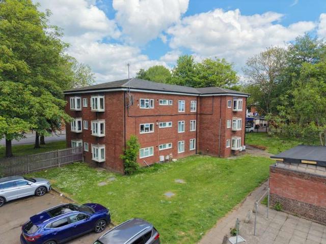 Flat for sale in Loxdale, Bilston