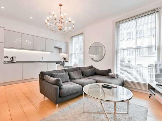 Flat for rent in Primrose Hill, Chalk Farm