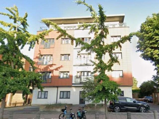 Flat for sale in London Borough of Merton, Greater London