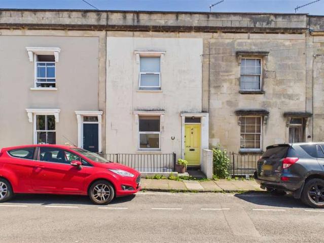 Flat for sale in Feckenham, City Of Bristol