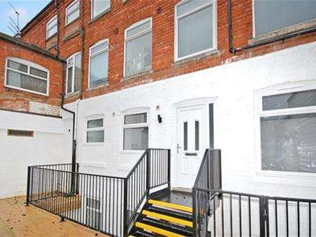 Flat for sale in Phippsville, Northampton