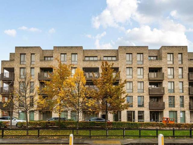 Flat for sale in Greater London