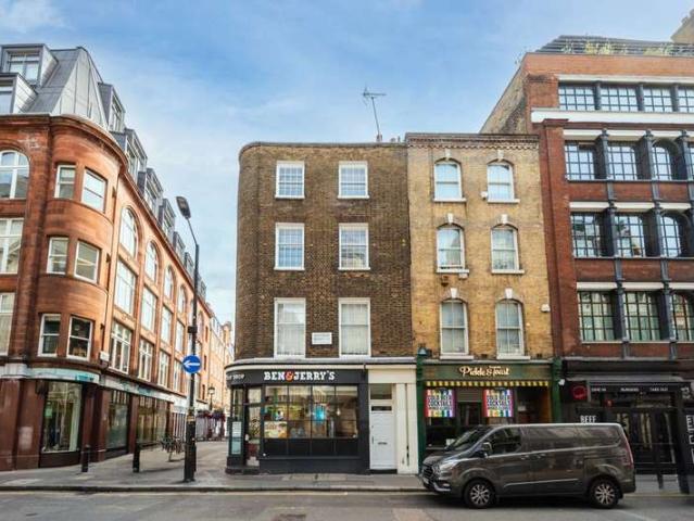 Flat for rent in Soho, Soho