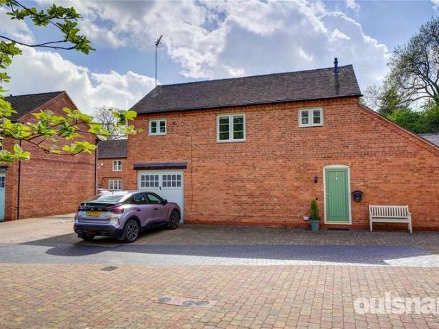 Flat for sale in Rowney Green, Bromsgrove