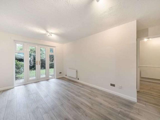Flat for sale in Wandsworth