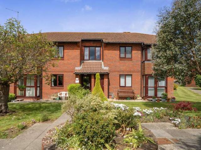 Flat for sale in Clapham, West Sussex
