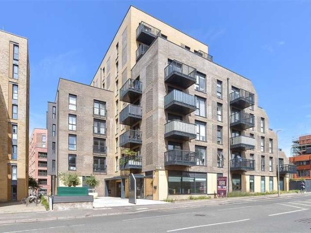 Flat for sale in Brunswick