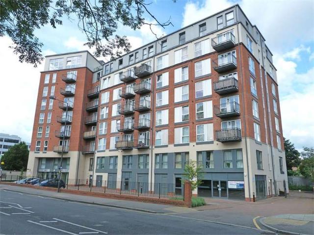 Flat for sale in South Harrow, Greater London
