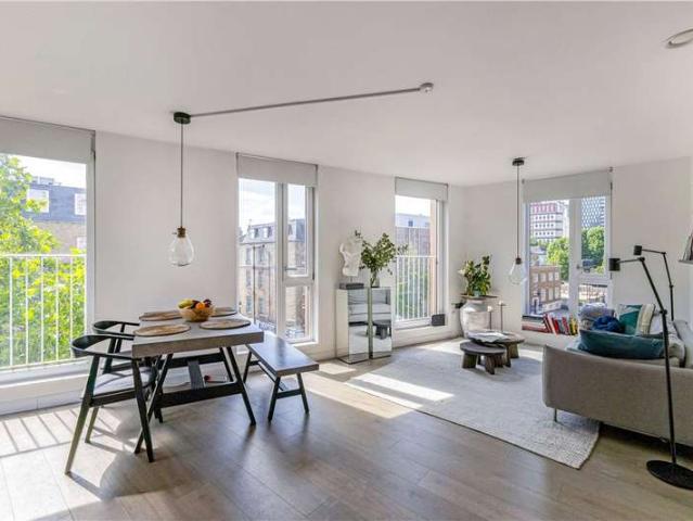 Flat for sale in The Borough, Greater London