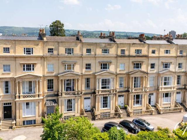 Flat for sale in Montpellier, Golden Valley
