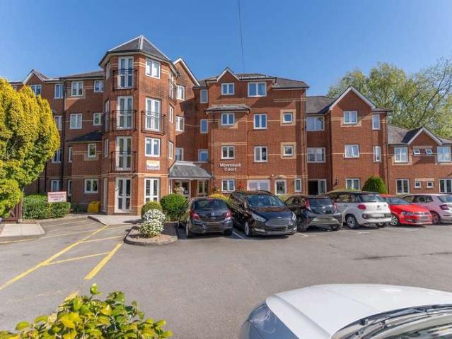 Flat for sale in Ridgeway, Newport