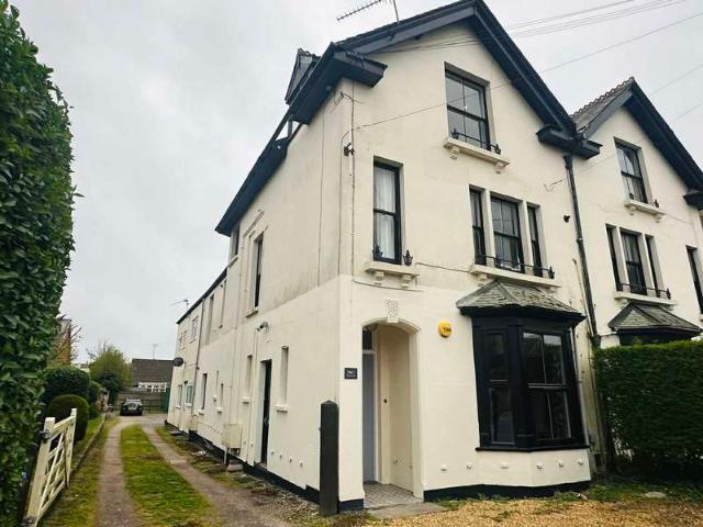 Flat for sale in Enborne, West Berkshire