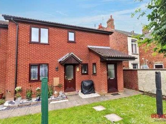 Flat for sale in Gosberton Clough, Lincolnshire