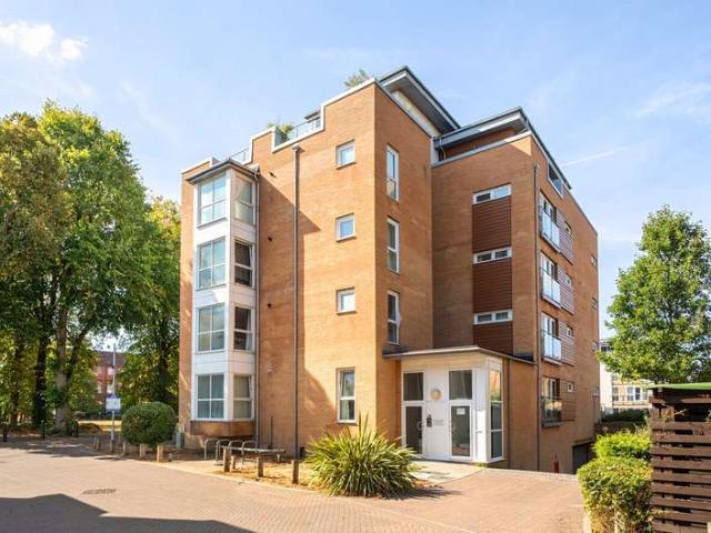Flat for sale in Bevois Town, City Of Southampton