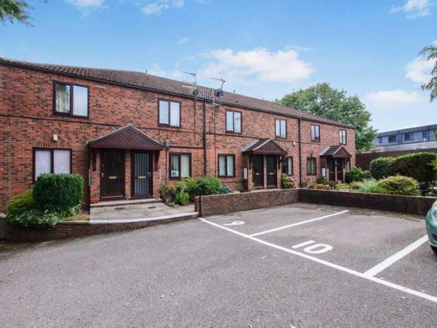 Flat for sale in High Field, York