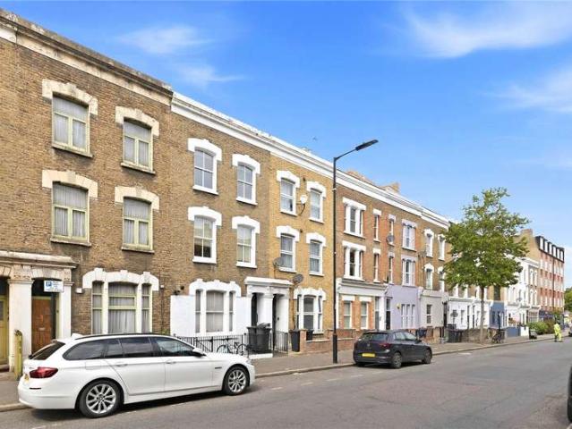 Flat for sale in Homerton, Greater London