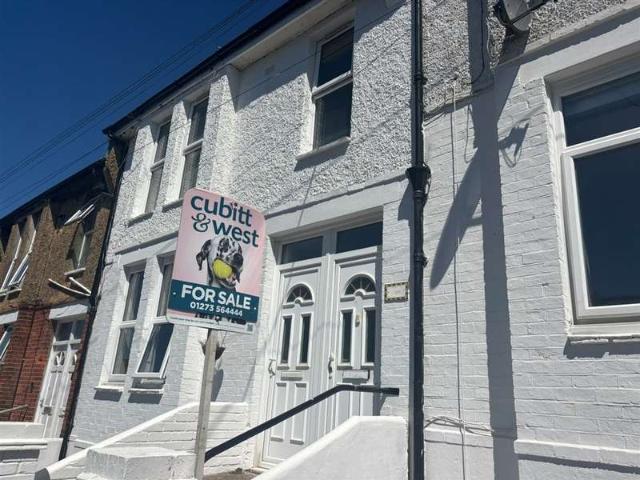Flat for sale in Hanover & Queen's Park, Brighton