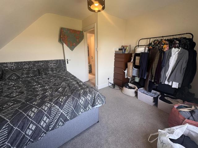 Apartment for rent in Stroud Green, Greater London