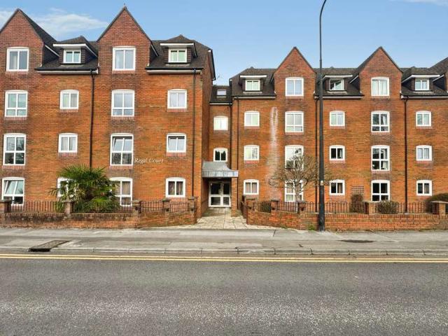 Flat for rent in Warminster, Wiltshire