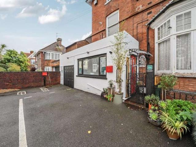 Flat for sale in Milton, City Of Portsmouth