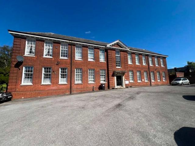 Flat for sale in Shotley, Chelmondiston