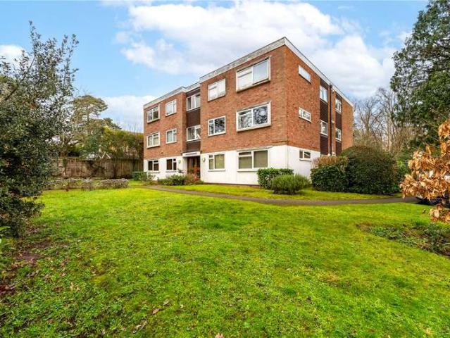 Flat for sale in Blackhills, Surrey