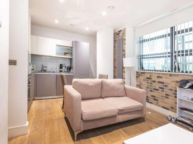 Flat for rent in Camden Town, Chalk Farm