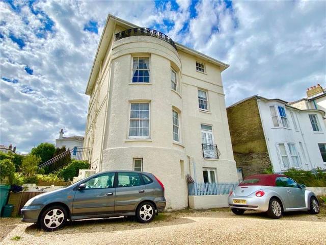 Flat for sale in Oakfield, Ryde