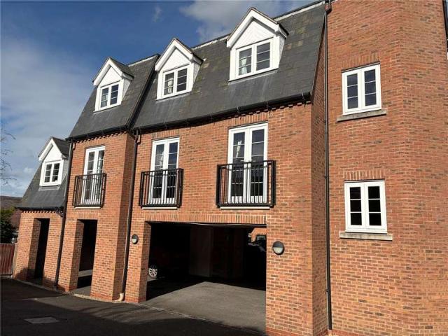Flat for sale in Ludlow, Shropshire