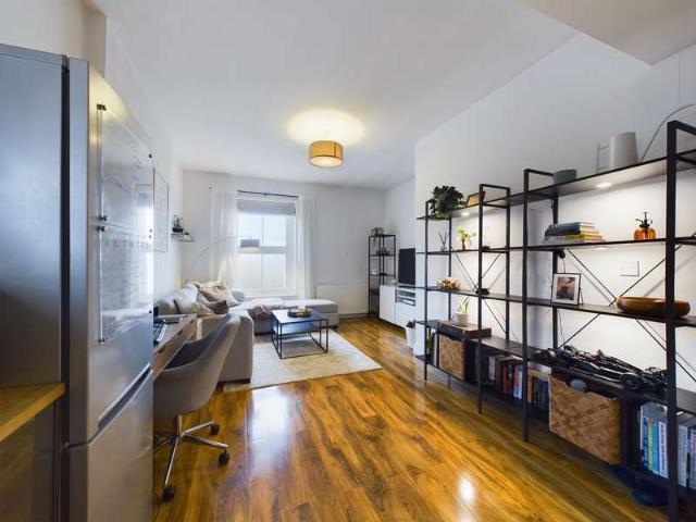 Flat for sale in Milton, City Of Portsmouth