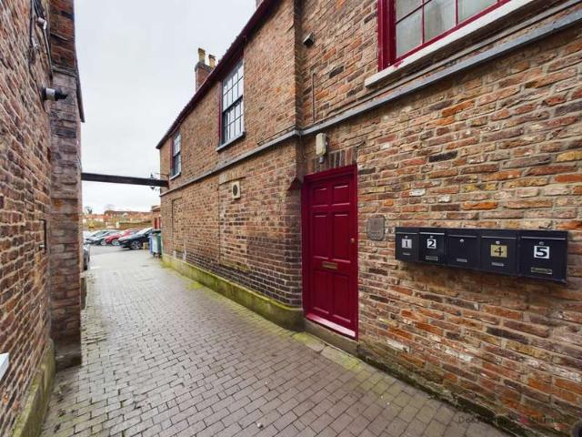 Flat for sale in Driffield, East Riding Of Yorkshire