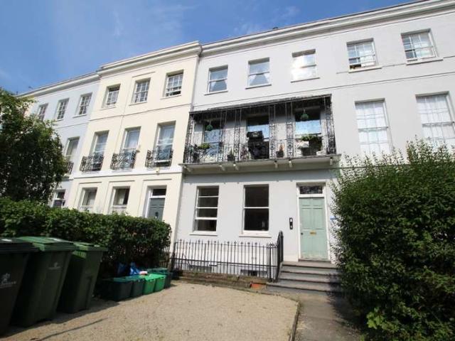 Flat for rent in Golden Valley, Gloucestershire