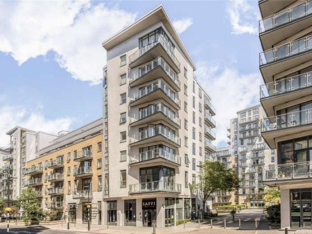 Flat for sale in Bromley-by-Bow, Greater London