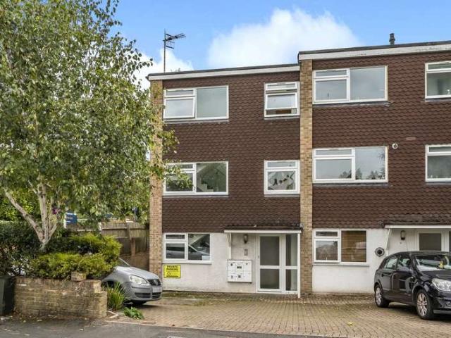 Flat for sale in Charlotteville, Westborough