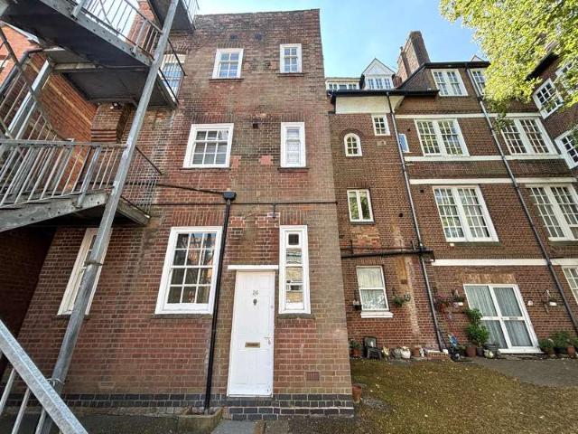 Flat for rent in Old Wharf, City Of Leicester